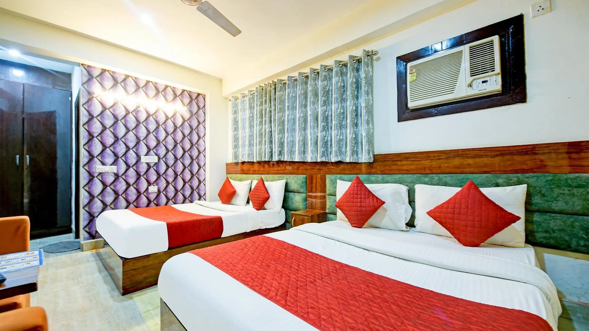 ניו דלהי Hotel Palm Spring Plaza הודו