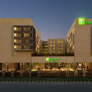 5* מלון Aerocity By Ihg