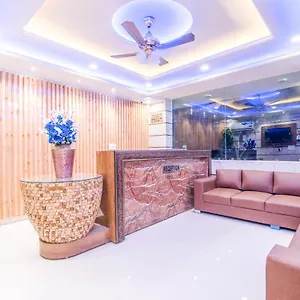 3* Hotel Festival Mahipalpur At Delhi Airport 