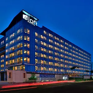 5* מלון Aloft Aerocity