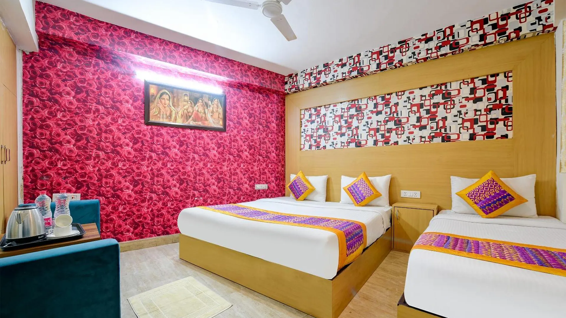 Hotel Palm Spring Plaza New Delhi