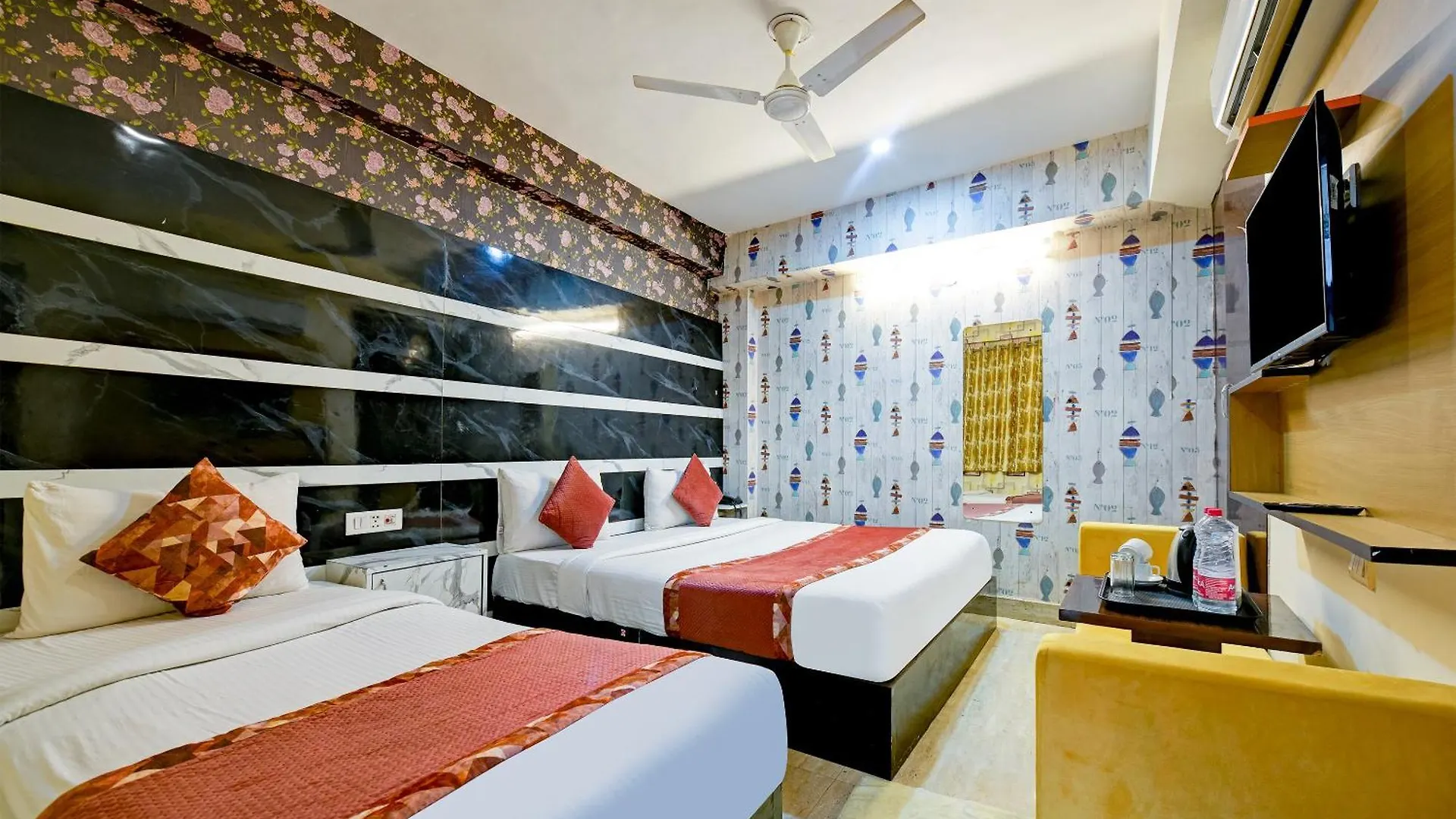Hotel Palm Spring Plaza New Delhi