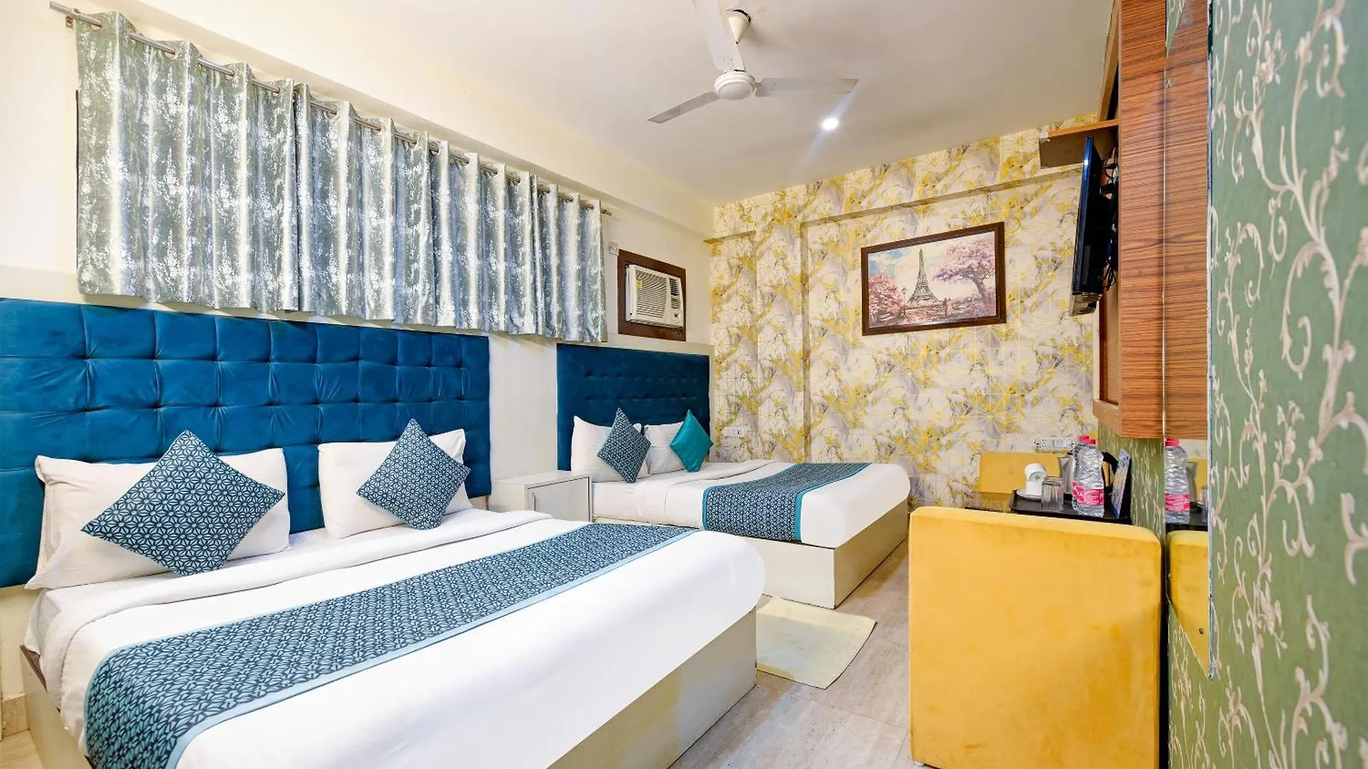 Hotel Palm Spring Plaza New Delhi